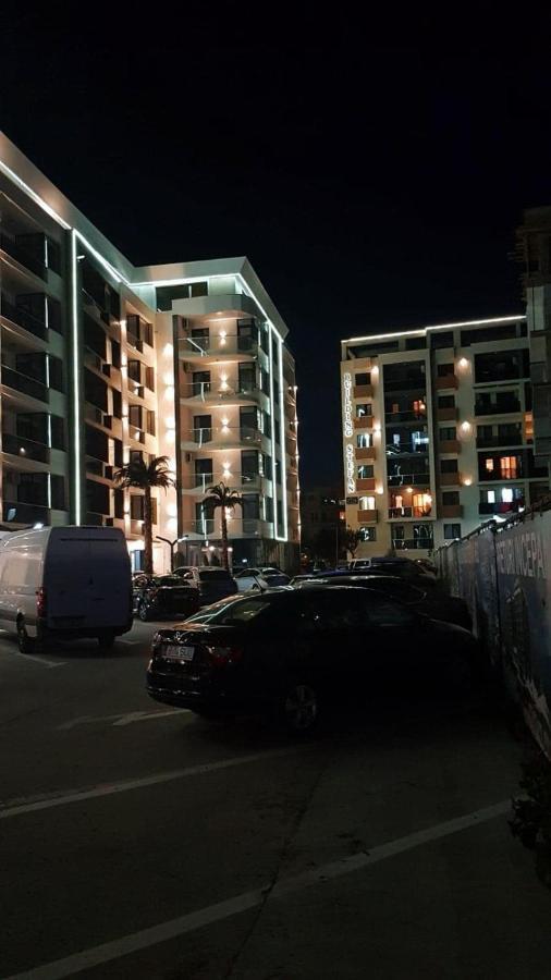 Lavand Eighteen 3 Navodari Bagian luar foto